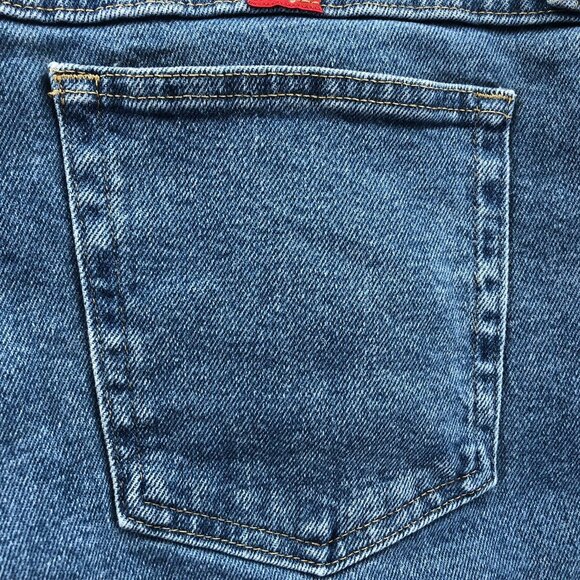 Wrangler Mens Jeans 34x30 Relaxed Fit Blue Denim Straight Leg Classic Casual - Picture 10 of 14